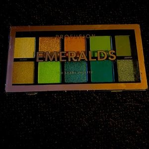 Brand new Profusion Emerald Palette